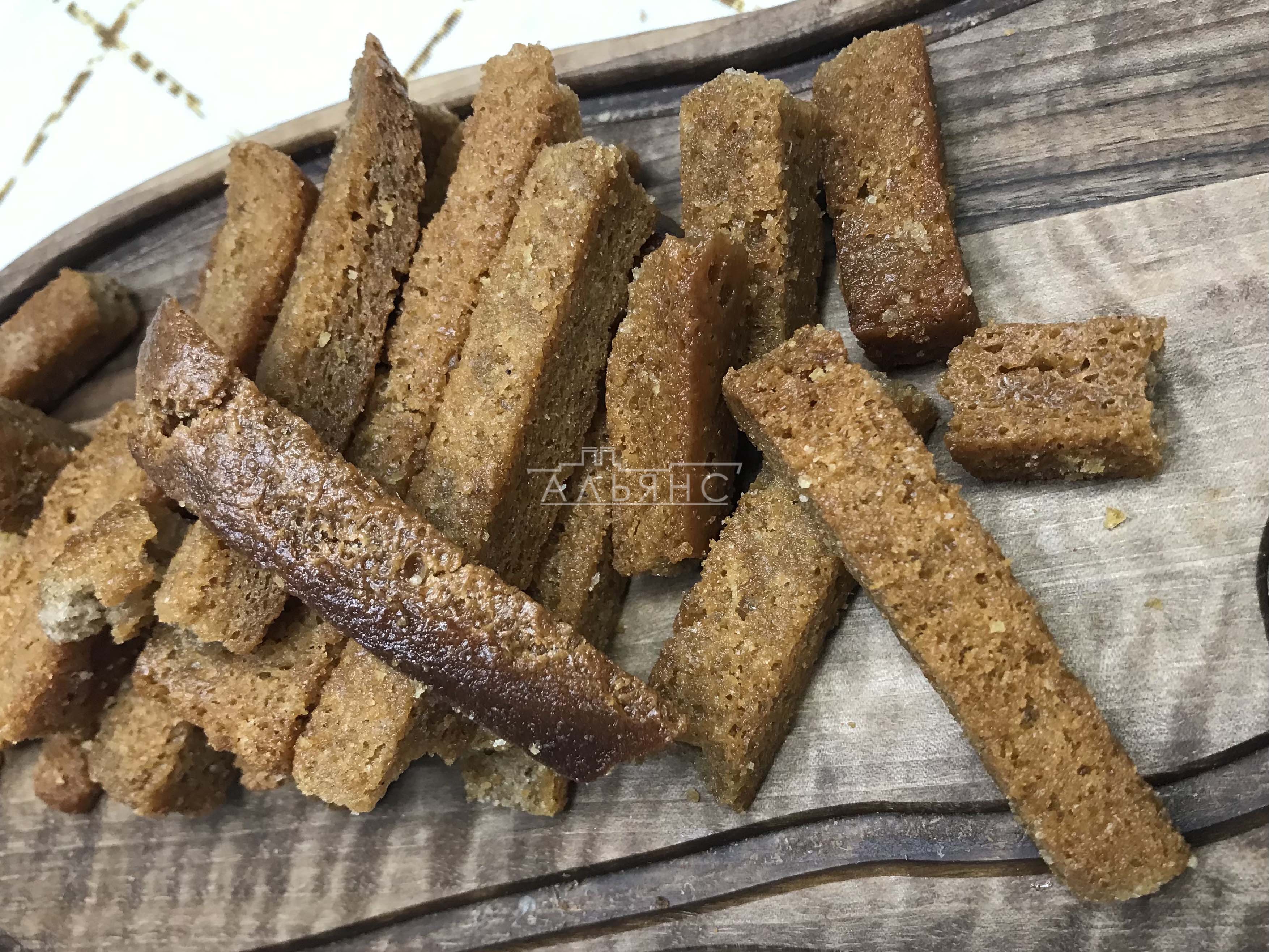 Деревенские гренки с чесноком в Брянске